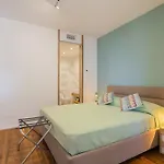 Verdica10 Luxury - View & Private Parking *